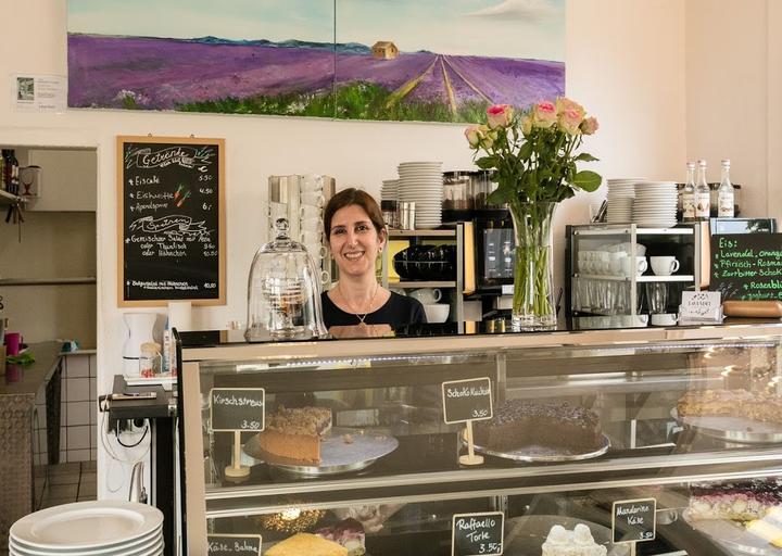 Lavendel im Bruckencafe